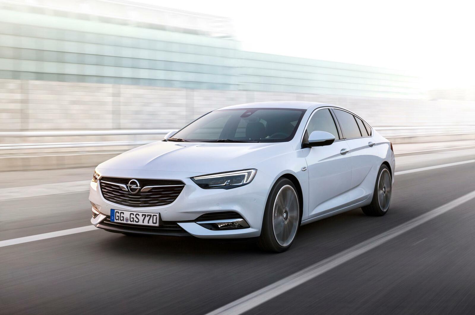 Der Opel Insignia  „A“ muss zurück in die Werkstatt – im Bild die modellgepflegte Version „B“