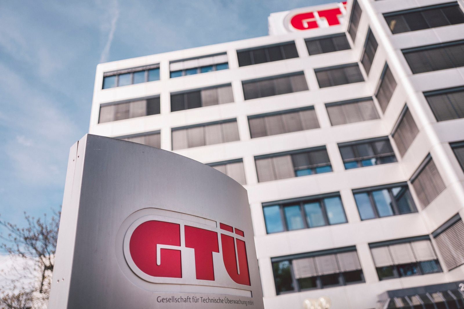 Die GTÜ führte 2021 knapp 4,8 Millionen HU durch.