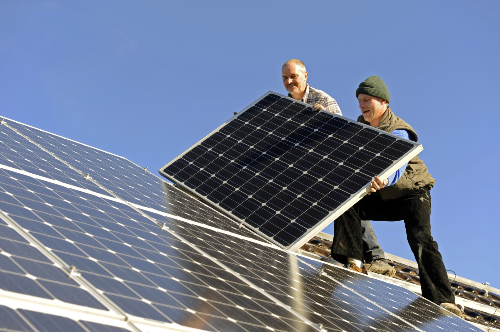 28,5% der befragten Werkstätten gewinnen bereits Solarstrom über eine Photovoltaik-Anlage.