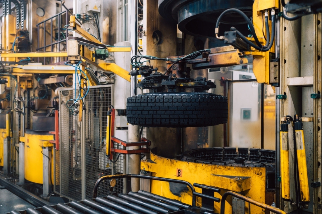 Im Michelin-Werk in Homburg werden jährlich 620.000 Reifen runderneuert.